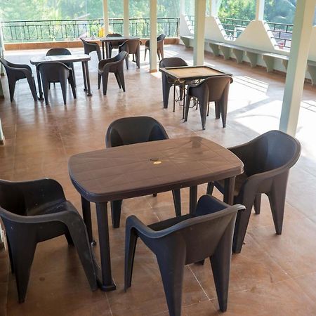 Anandvan Beach Resort 阿里巴格 外观 照片